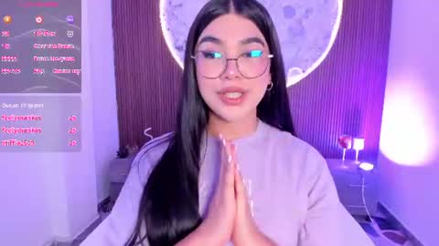 Snapshot of rosecassie chatting on 07-10-26, 01:03 Rose online show from 07-10-26, 01:03