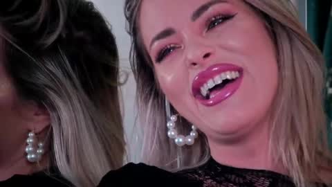 Sonia online show from 04-23-26, 07:05