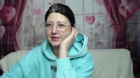 RoseHille online show from 02-08-26, 06:17