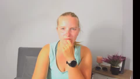 Rose online show from 07-24-26, 05:44