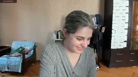 Rose online show from 06-19-26, 11:03