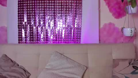 Lyla OF roselinedior online show from 02-18-25, 05:10