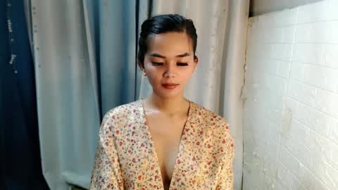 Snapshot of rosella_xx chatting on 01-30-25, 01:31 TONETH online show from 01-30-25, 01:31