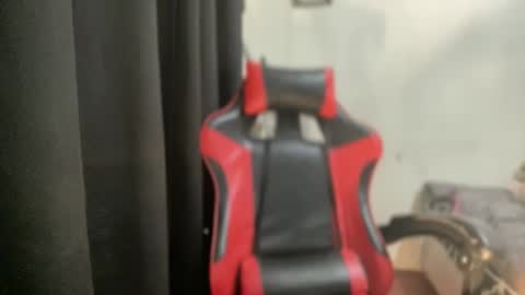 rosemae07 online show from 02-12-26, 10:32