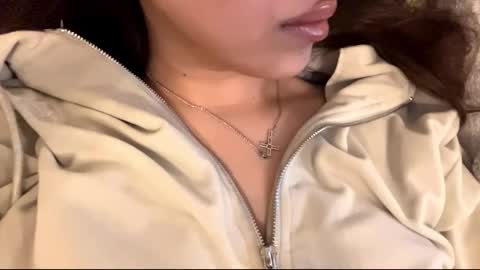 Mimi online show from 12-04-25, 03:10