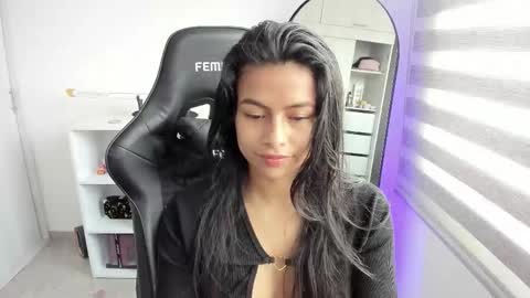 Nat online show from 10-20-25, 06:19