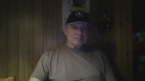 Snapshot of roses2u1958 chatting on 02-03-25, 04:41 roses2u1958 online show from 02-03-25, 04:41
