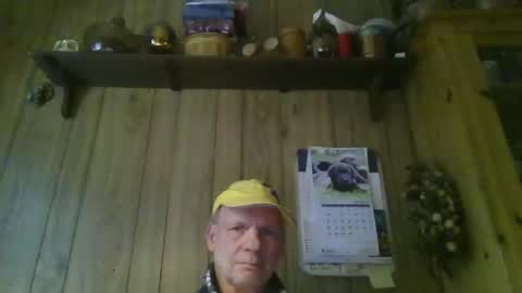 roses2u1958 online show from 04-25-26, 01:41