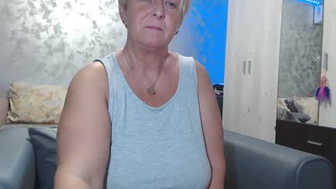 Lovepinklilly online show from 01-15-25, 09:20