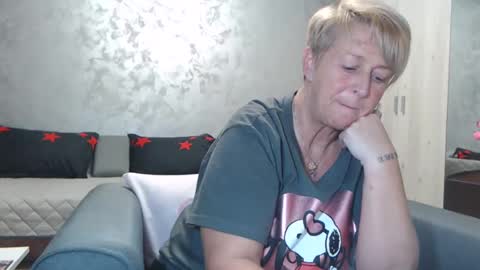 Lovepinklilly online show from 03-08-25, 05:43