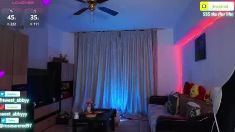 Snapshot of rosesarered97 chatting on 02-07-25, 11:03 Abbygail online show from 02-07-25, 11:03