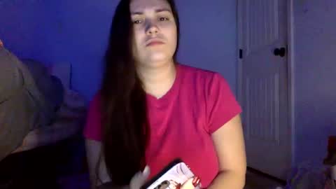 Snapshot of roseskylarr chatting on 09-18-25, 06:59 roseskylarr online show from 09-18-25, 06:59