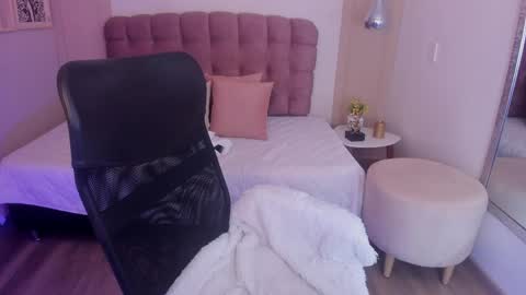 Rose Taylor online show from 03-30-26, 01:34