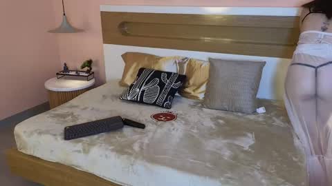 rosewilsom online show from 02-27-25, 12:02