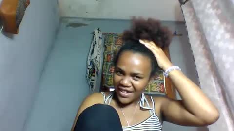 Snapshot of rosia22 chatting on 10-01-25, 09:04 rosia22 online show from 10-01-25, 09:04