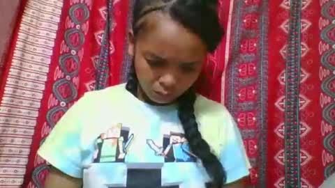 rosia685234 online show from 05-13-26, 02:31