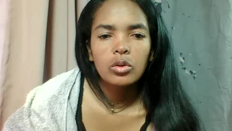 rosia685234 online show from 07-02-26, 03:23