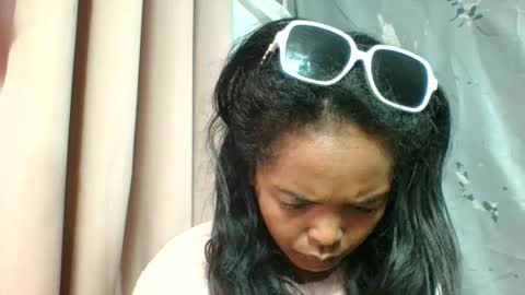 rosia685234 online show from 07-03-26, 02:29