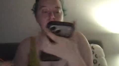 Snapshot of rosie8965804 chatting on 12-21-25, 08:43 rosie8965804 online show from 12-21-25, 08:43