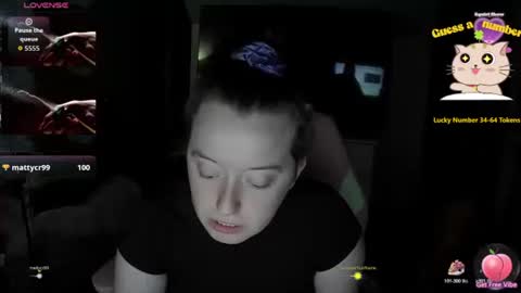 Snapshot of rosie8965804 chatting on 02-11-26, 11:43 rosie8965804 online show from 02-11-26, 11:43