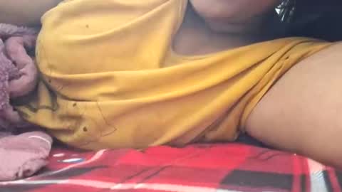 Snapshot of rosie_darling chatting on 11-18-25, 02:06 rosie_darling online show from 11-18-25, 02:06