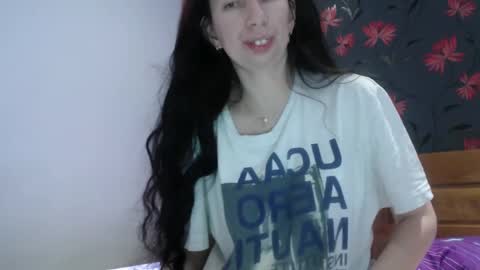 Snapshot of rosiehayes chatting on 03-14-26, 07:47 RosieHayes online show from 03-14-26, 07:47