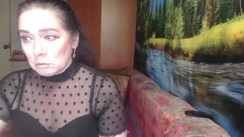 Snapshot of rositasky chatting on 10-31-25, 08:43 RositaSky online show from 10-31-25, 08:43