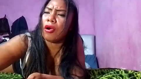 rosmerynavarro online show from 12-22-24, 03:22