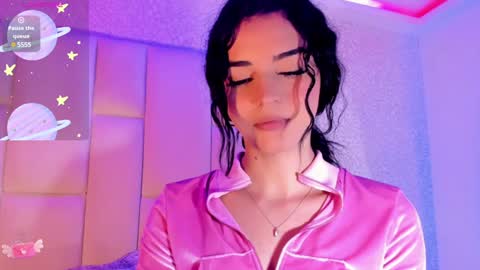 Snapshot of rosselfinoll chatting on 12-29-24, 06:38 Rossel online show from 12-29-24, 06:38