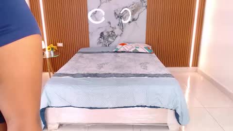 Rossi Hill online show from 02-21-26, 11:55