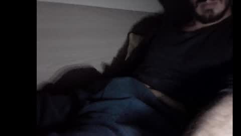 Snapshot of rossini90 chatting on 11-14-25, 07:56 rossini90 online show from 11-14-25, 07:56