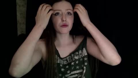 rosy_petal online show from 01-07-26, 05:59