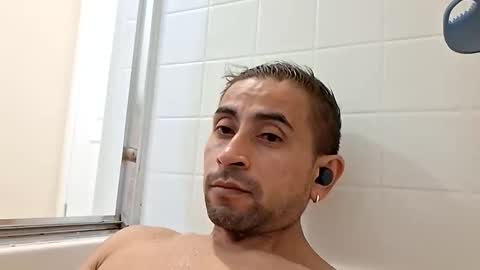 Snapshot of rotal90 chatting on 03-08-26, 09:24 rotal90 online show from 03-08-26, 09:24