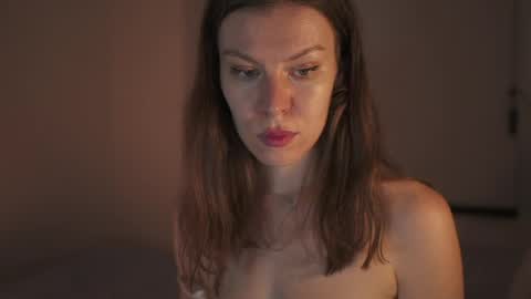 Snapshot of roter_rita chatting on 06-05-26, 01:50 roter_rita online show from 06-05-26, 01:50