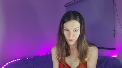 Snapshot of roter_rita chatting on 06-06-26, 01:16 roter_rita online show from 06-06-26, 01:16