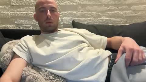 rotteei1 online show from 04-06-26, 03:57