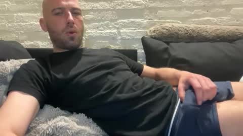 rotteei1 online show from 04-20-26, 03:42