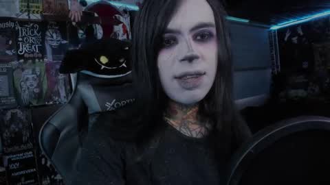 Snapshot of rotten_dreams chatting on 09-16-25, 10:33 rot online show from 09-16-25, 10:33