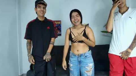 Snapshot of rough_roomx chatting on 04-22-26, 11:23 rough_roomx online show from 04-22-26, 11:23