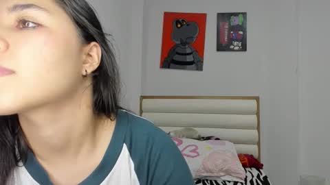 rous_and_sweet09 online show from 06-05-26, 01:34