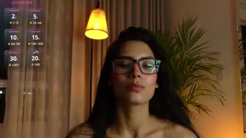 Snapshot of rouse_leon chatting on 10-05-25, 07:50 Rouse leon online show from 10-05-25, 07:50