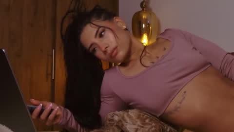 Rouse leon online show from 11-17-25, 05:08