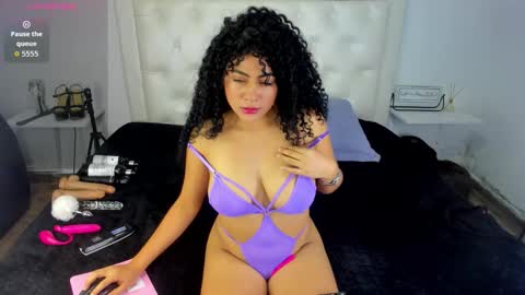 rouse_sexy_hotxx77 online show from 10-05-25, 01:04