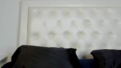 rouse_sexy_hotxx77 online show from 07-02-26, 04:07