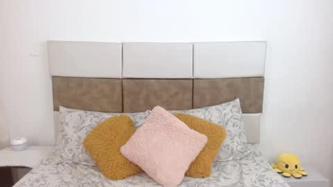 RouseDawson19 online show from 09-24-25, 03:37