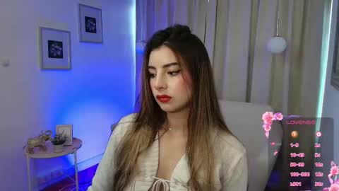 Snapshot of rousee_v chatting on 09-26-25, 12:42 Rousee online show from 09-26-25, 12:42