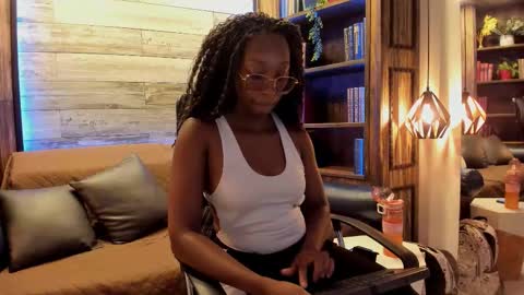 rouselux online show from 02-28-26, 07:26