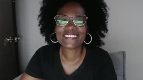 luxa online show from 01-23-25, 12:30