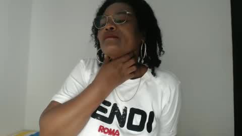 luxa online show from 09-11-25, 09:37