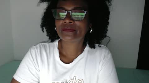 luxa online show from 01-18-26, 01:04